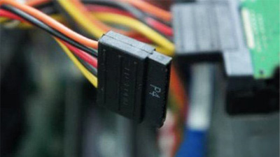 聯(lián)樂(lè)小編教您如何正確安裝SSD固態(tài)硬盤?